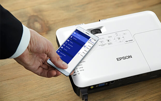Epson EB-17er NFC Verbindungsaufbau