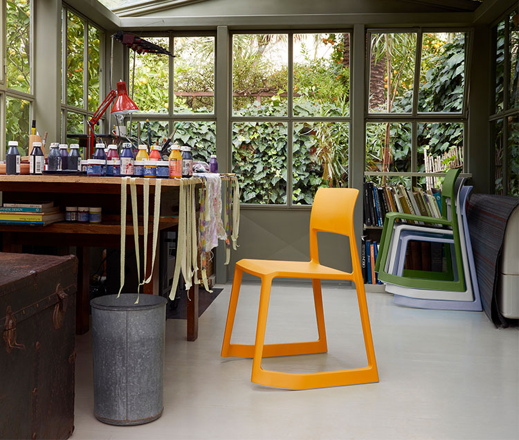 vitra_tip_ton_light_mango_hover