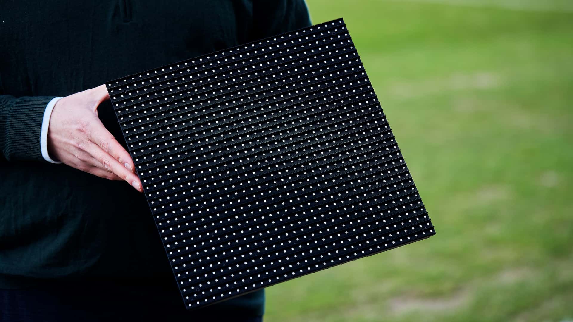Die LED-Wall setzt sich aus mehreren LED-Modulen zusammen.