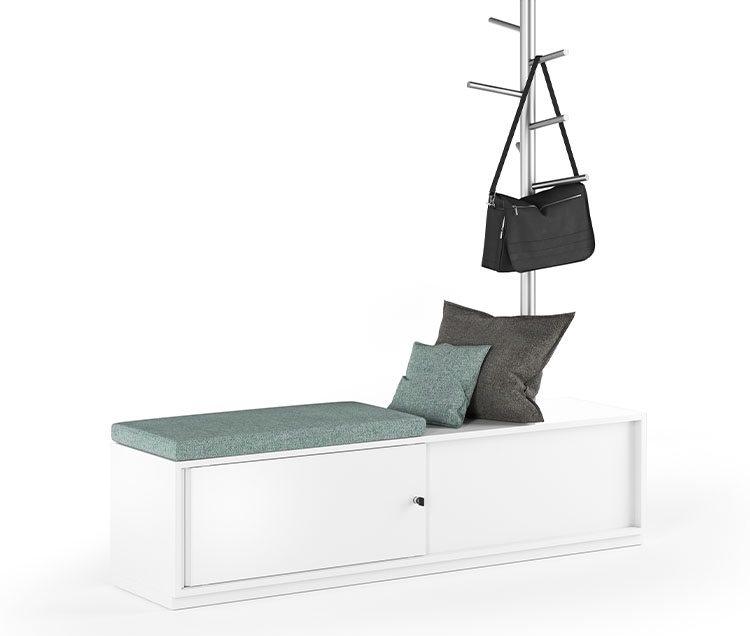 ASSMANN Syneo Part Schiebetürenschrank mit Garderobenelement und gepolsterter Sitzfläche für moderne Workspaces syneo_part_schiebetuer_1