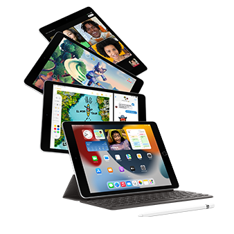 Vier iPads mit verschiedenen Anwendungen