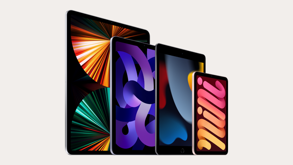 iPad- Family bestehend aus 4 Ipads mit verschiedenen bunten Hintergründen